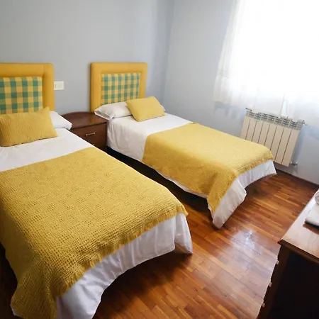 Casa Con Piscina En *